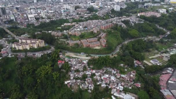 哥伦比亚 农场和城市地区的航拍照片 — 图库视频影像