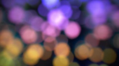 Mor renkli bulanık ışıklar.