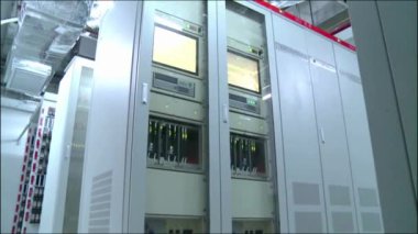 Bulut hesaplama veri depolama 3D sunucu odası veri merkezi. Yedek madencilik sunucu bilgisayarı
