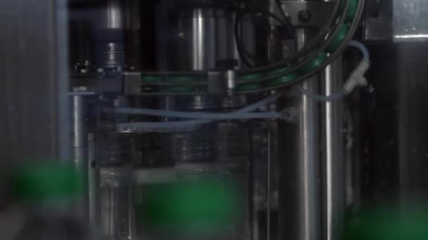 Impianto Imbottigliamento Fabbrica Bottiglie Acqua Presso Industria Delle Bevande Tecnologia — Video Stock