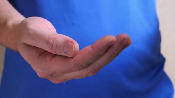 Handen Wrijven Vingers Wassen Met Hand Ontsmettingsmiddel Gel Hygiëne Corona — Stockvideo