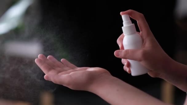 Desinfectante Manos Spray Alcohol Frotar Las Manos Limpias Prevención Higiene — Vídeos de Stock
