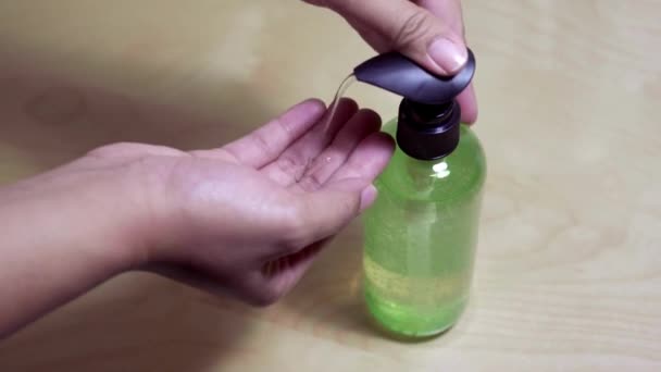 Lavar Mão Com Gel Séptico Higienizador Das Mãos Evitar Propagação — Vídeo de Stock