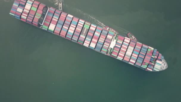 集装箱船满载集装箱进口出口 航运背景 — 图库视频影像