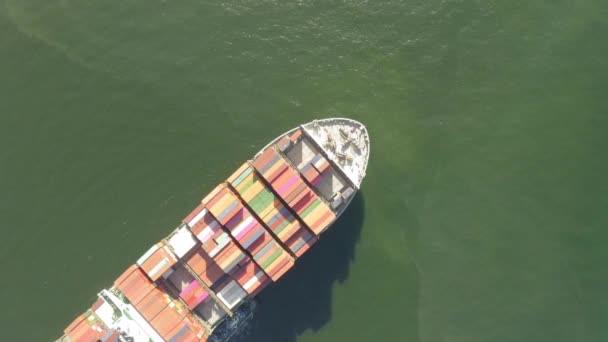 Luftbild Containerschiff Geschäftstransport Internationaler Frachtschiffe Frachtschiff Auf See — Stockvideo