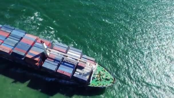 Konténer Teherhajó Ipari Kikötő Kikötő Export Kereskedelmi Üzleti Tengeri — Stock videók