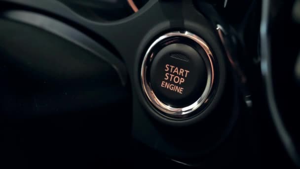 Stisknutím Tlačítka Zapalování Nastartujete Bezklíčové Zapalování Pojetí Hybridního Automobilového Motoru — Stock video