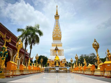 Phra 'dan Phanom Tapınağı' ndan Phanom Phanom, Nakhon Phanom, Tayland, Altın Pagoda