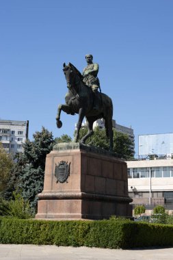 Moldova 'da. Chisinau. 15.09.2023. Grigori Kotovsky 'nin Binicilik Heykeli