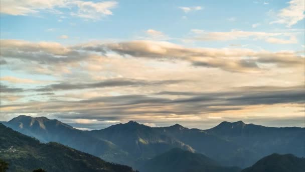 Nuvens Hiperlapso Timelapse Himalaia Montanhas Vista Cênica Índia Uttarakhand — Vídeo de Stock