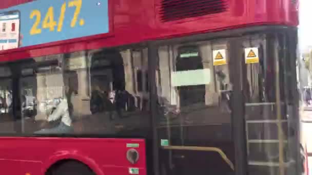 London Reisebus Trafalgar Square Westminster 2022 — Stockvideo