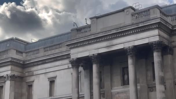 London National Gallery Trafalgar Square United Kingdom 2022 — Stock video