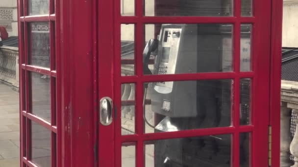 Λονδίνο Καμπίνα Τηλεφωνικού Θαλάμου Ηνωμένο Βασίλειο Βρετανία Αγγλία 2022 — Αρχείο Βίντεο