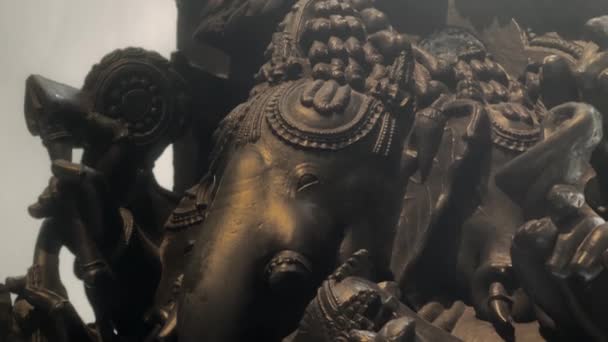 Ancient Ganesh Statue Close — Stockvideo