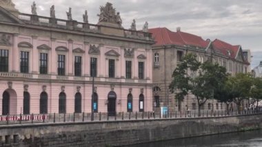 Berlin Şehir Merkezi Dış İşleri ve Ulaşım 4k Sinematik 29.07.2022