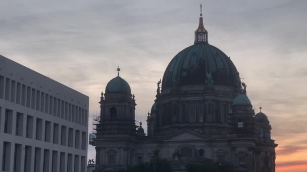 Berlin Cathedral Berliner Dom Evening Germany — Vídeos de Stock