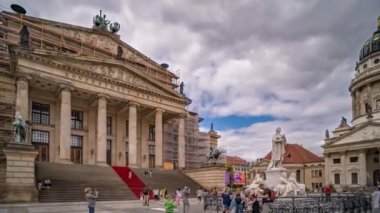 Berlin, jandarma karesi panoramik hızlandırılmış zaman aşımı, Almanya - 22.05.2022