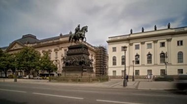 Berlin, Büyük Frederick 'in Binicilik Heykeli, panoramik hiperhız zaman aşımı, Almanya - 22.05.2022