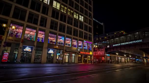Berlin Bahnhof Friedrichstrasse Gecesi Panoramik Hiperhız Zaman Aşımı Almanya 2022 — Stok video