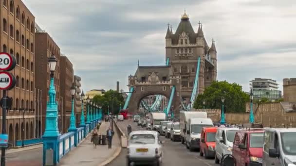 London Tower Bridge Storbritannien Hyperlapse Timelapse Panoramabilder Storbritannien England 2022 — Stockvideo
