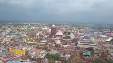 Orissa, Hindistan, Jagannath tapınağı, 4k hava aracı görüntüleri.
