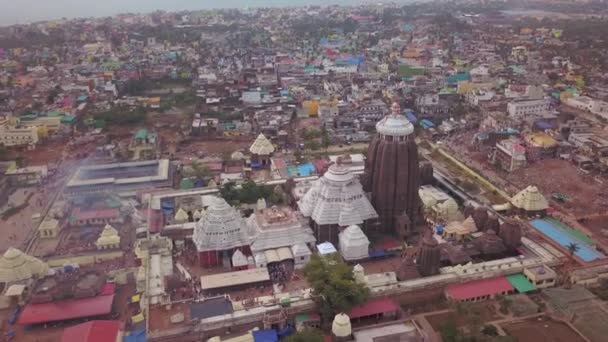 Orissa India Jagannath Temple Aerial Drone Footage — стоковое видео