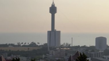 Pattaya, Tayland 'daki Gözlem Parkı Kulesi Oteli, Günbatımı Şehir Manzarası