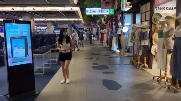 Centro Comercial Terminal Interior Pattaya Revelando Rodaje Cinematográfico Navidad Tailandia — Vídeo de stock