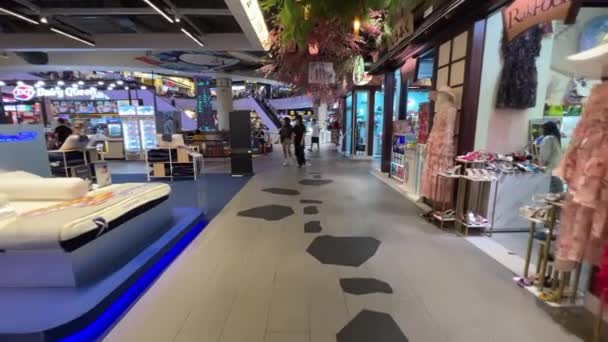 Terminal Winkelcentrum Pattaya Interieur Onthult Filmische Opname Kerstmis Thailand 2023 — Stockvideo