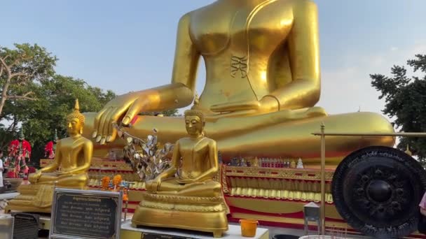 Gyllene Buddha Templet Pattaya Thailand — Stockvideo