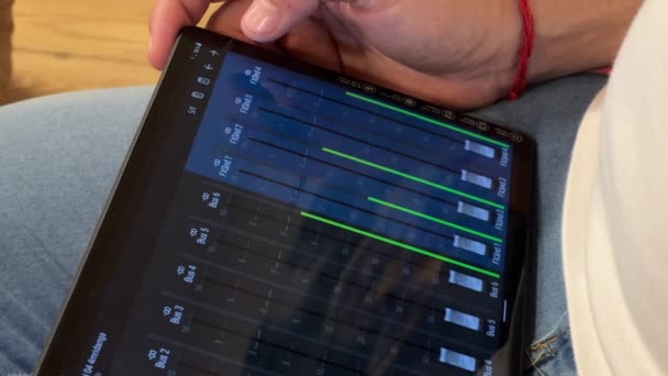 Profesjonalna Konsola Dźwiękowa Mixer Sprzęt Zbliżeniowy Koncert Impreza — Wideo stockowe