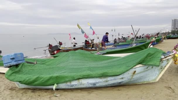Rybářské Lodě Trh Pláži Pattaya Ráno Thajsko — Stock video
