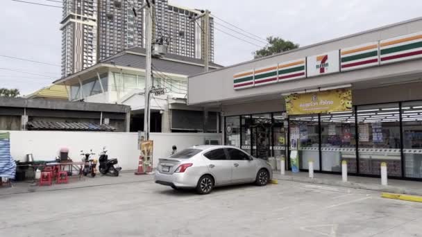 Одиннадцать Магазинов Сети Супермаркетов Паттайе Таиланд — стоковое видео
