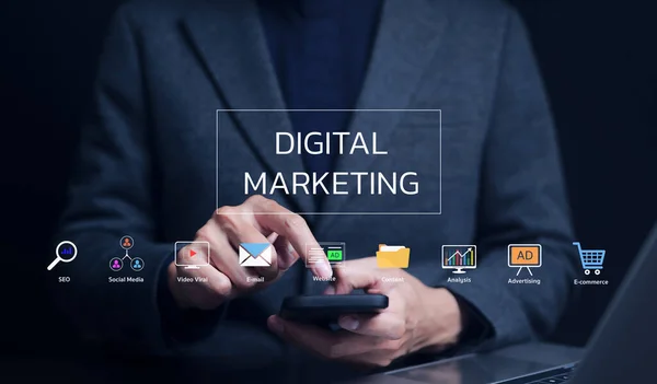 Digital marketing and network technology concept, online media, online advertising to help increase sales and increase online sales channels. Reaching consumers from all over the world. e-commerce,