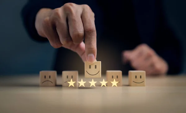 Frågeformulär Bästa Utmärkta Företagstjänster Rating Kundupplevelse Väljer Ett Leende Ansikte — Stockfoto