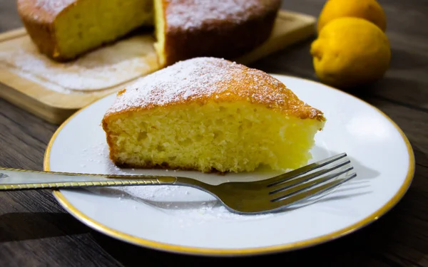 Kue Lemon Pada Aset Putih — Stok Foto