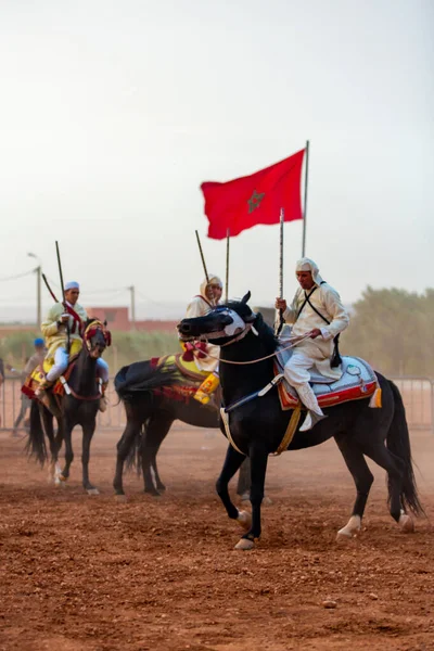 Essaouira Marruecos Agosto 2023 Ecuestres Participando Tradicional Evento Disfraces Llamado —  Fotos de Stock