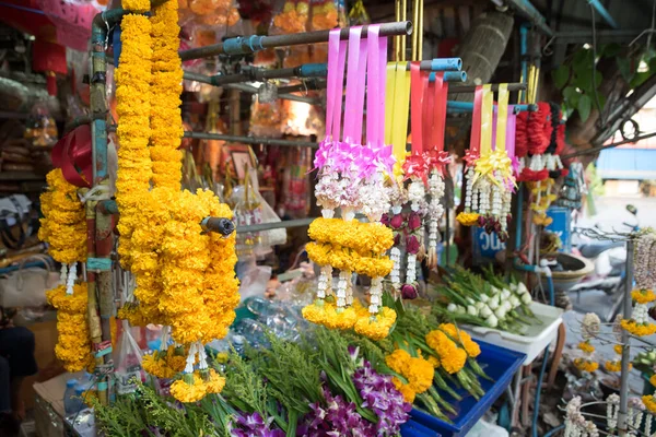 Flores Para Adoração Buda São Vendidas Banca Mercado — Fotografia de Stock