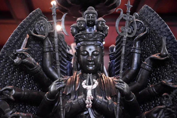 延布里茨 2022年6月18日 Anek Kusala Sala Viharn Sien 中国寺庙和博物馆 佛神Avalokiteshvara形象 — 图库照片