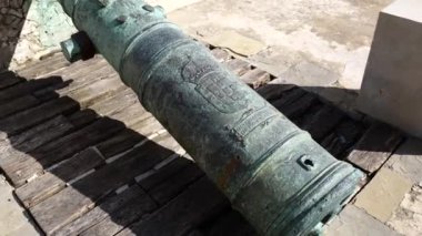 Ataların Askeri Silahları