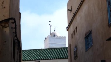 Tarihi İslami İnşaat, Antik Müslüman Tarzı ve Mozaiğiyle Kemerler