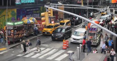 Meşgul Zebra Bustling City 'de Geçiyor