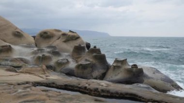 Tayvan 'da Geopark' ta deniz kıyısındaki güzel eşsiz manzara.