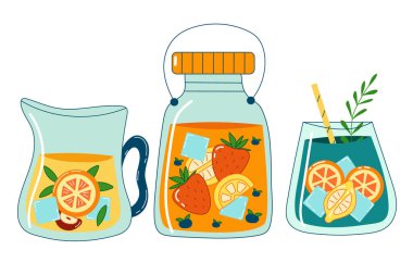 Beyaz arka planda meyveli limonata kavanozu