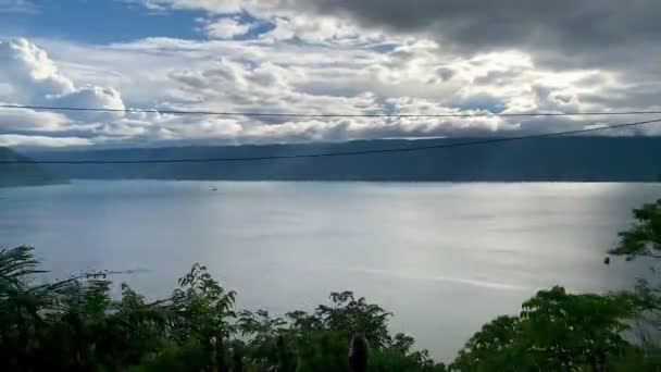 Utsikten Över Sjön Toba Mycket Vacker Från Toppen Kullen — Stockvideo