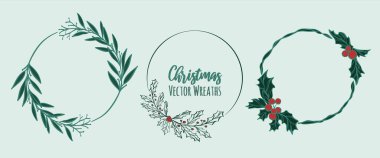 Yapraklı, böğürtlenli, dikenli ve dallı bir Noel çelengi. Vektör çizimi. Tatil davetiyesi için modern tasarım, poster, afiş, tebrik kartı, kartpostal, paketleme, yazdırma.