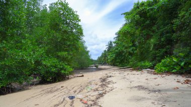 Belo Laut Köyünün Doğal Sahili