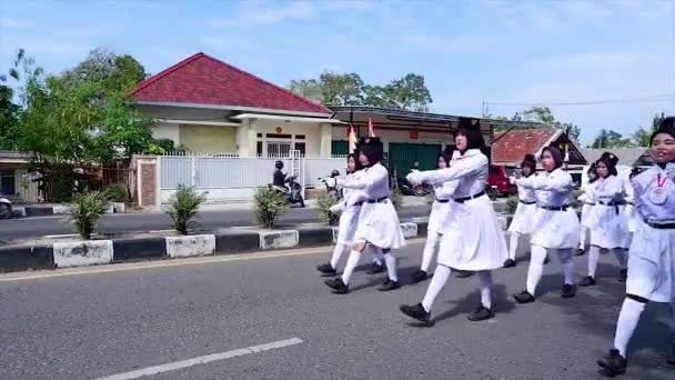 Muntok Indonesien September 2023 Paskibra Marschprocess Gymnasiet Indonesiens Självständighetsdag — Stockvideo