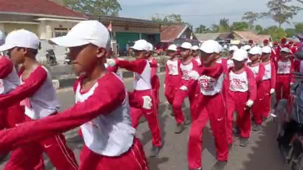 Muntok Indonesia Septiembre 2023 Estudiantes Escuela Primaria Indonesia Participan Una — Vídeos de Stock