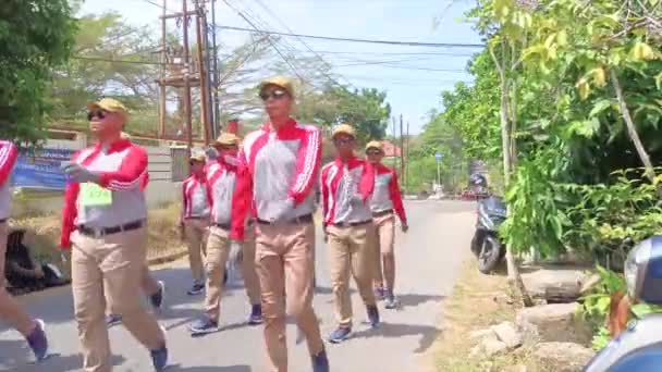 Muntok Indonesia September 2023 Marchers Line Men Red White Cream — Stok Video